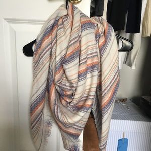 Hollister blanket scarf ONE SIZE